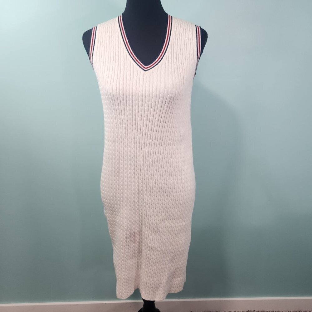 Ralph Lauren white sweater dress - size Medium
Lot K